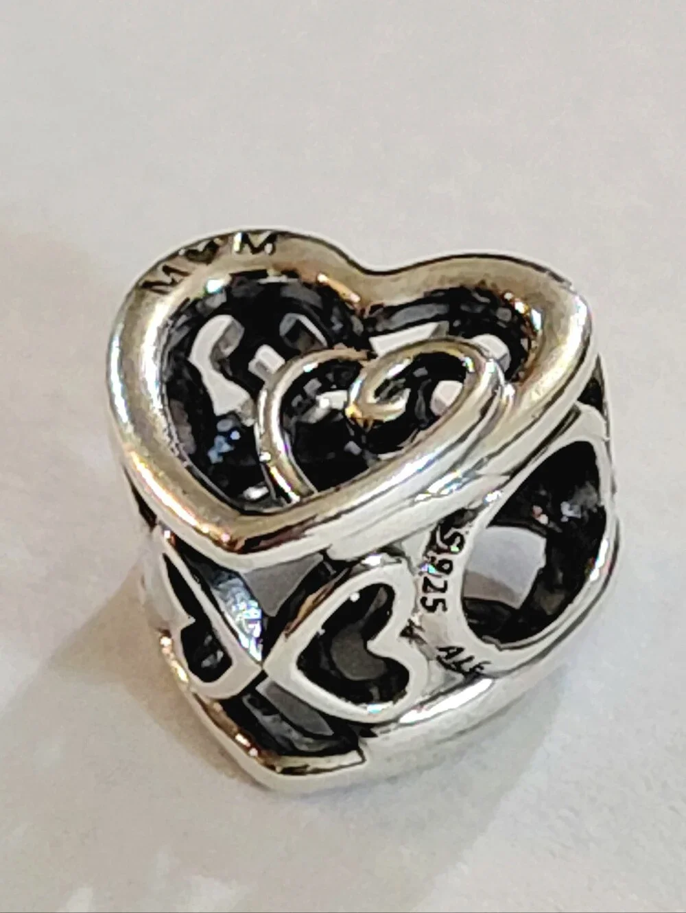 Pandora love shines
